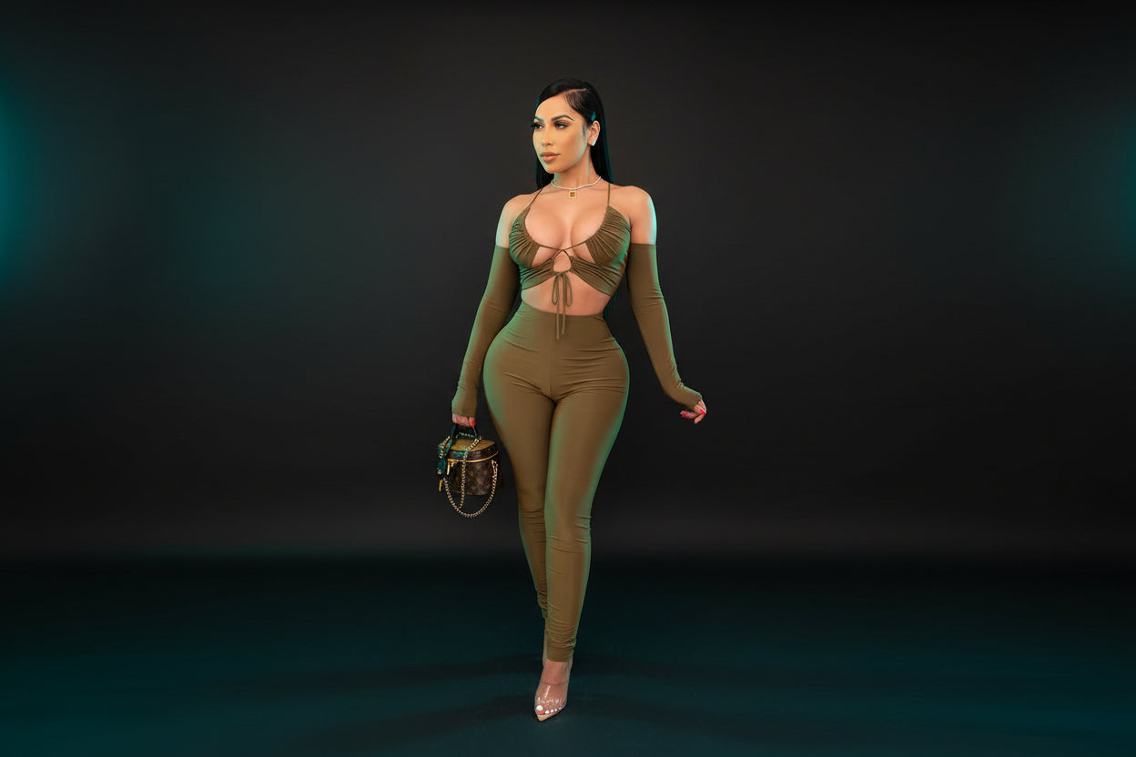 Outfit With Long Sleeves And Strapless Straps Millzgotswaggshop